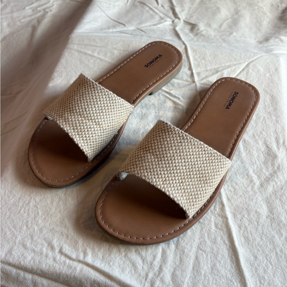 Sonoma Women's Cream and Brown Slide Sandals